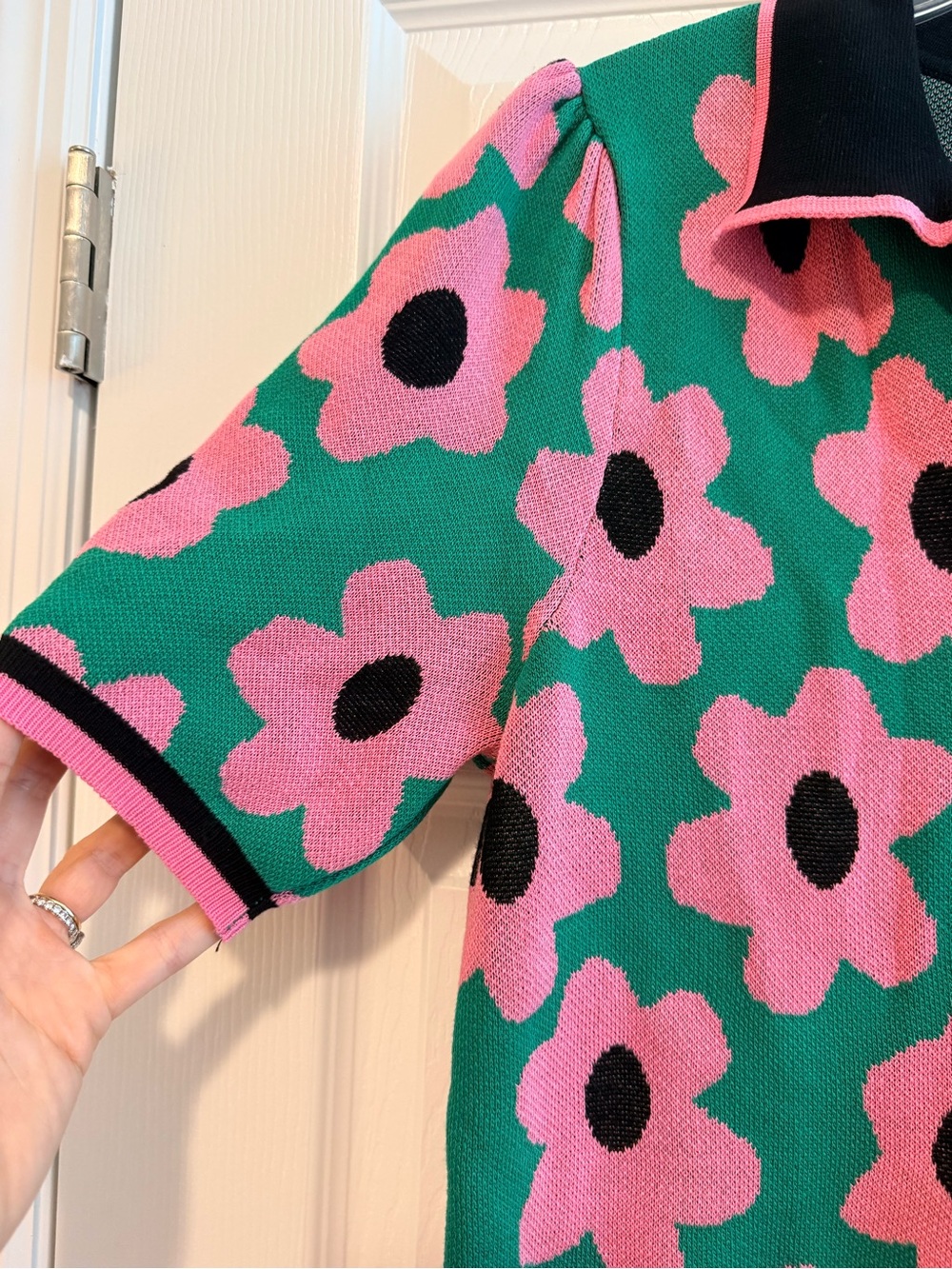 Nanette Lepore Pink Floral Polo on Green Knit - Picture 4 of 5
